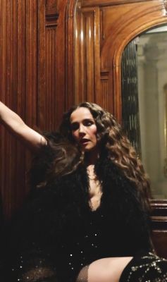 Asi_fue_el_impactante_back_de_Natalia_Oreiro_para_la_tapa_de_GENTE_-_GENTE_Online_71_-_Copy.JPG