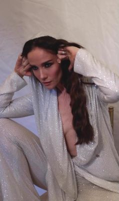 Asi_fue_el_impactante_back_de_Natalia_Oreiro_para_la_tapa_de_GENTE_-_GENTE_Online_63.JPG