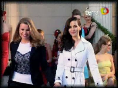 Las_Oreiro_-_Spring-summer_collection_2008_-_Terra_Tv_4.jpg